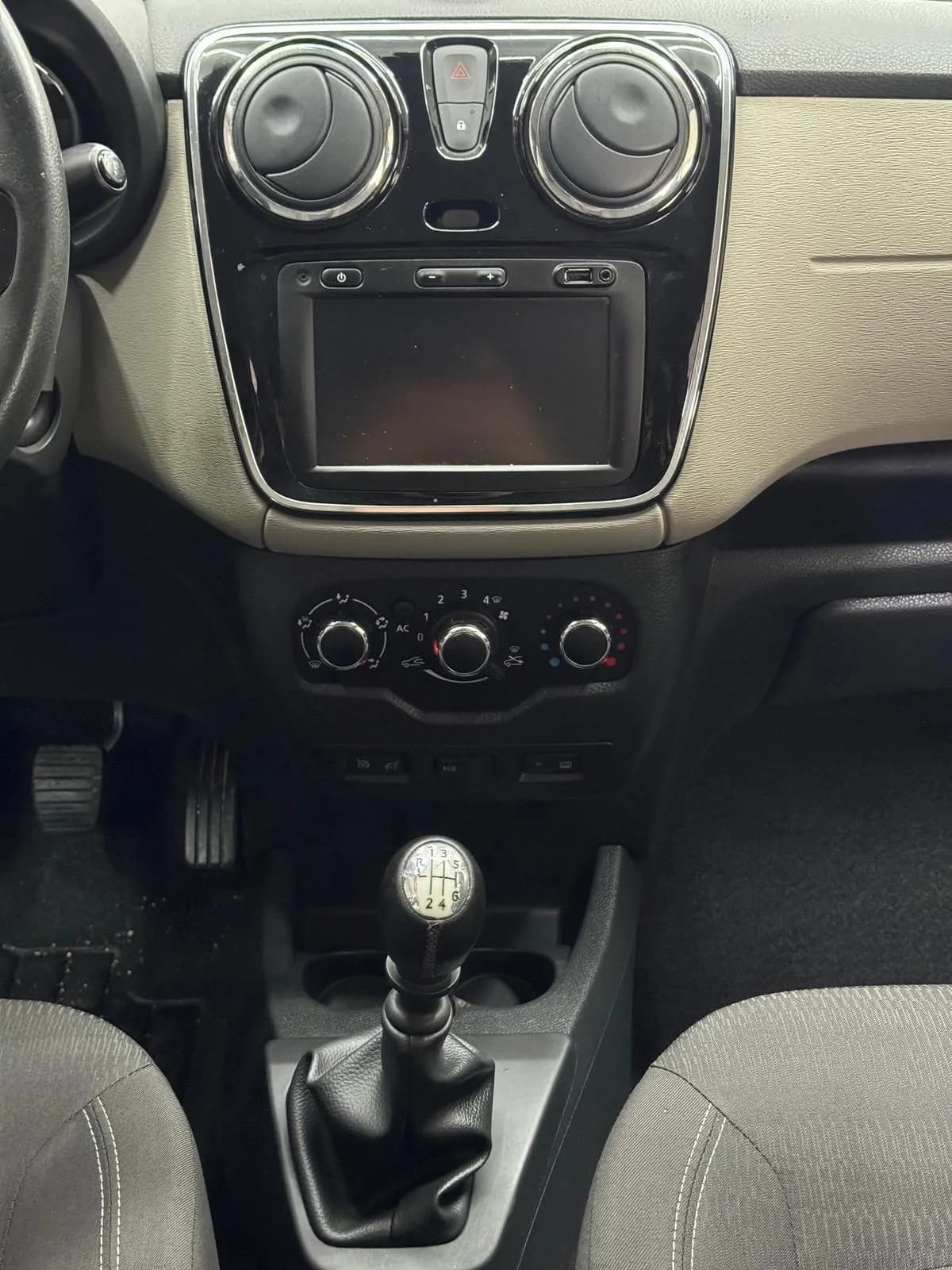 Dacia Lodgy