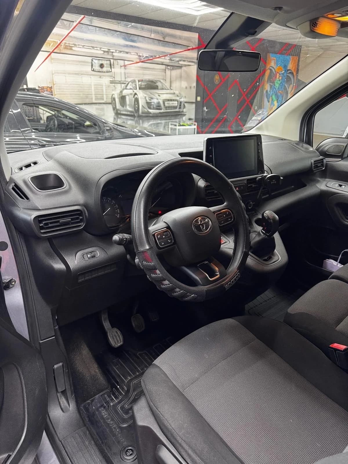 Toyota Pro Ace City Verso