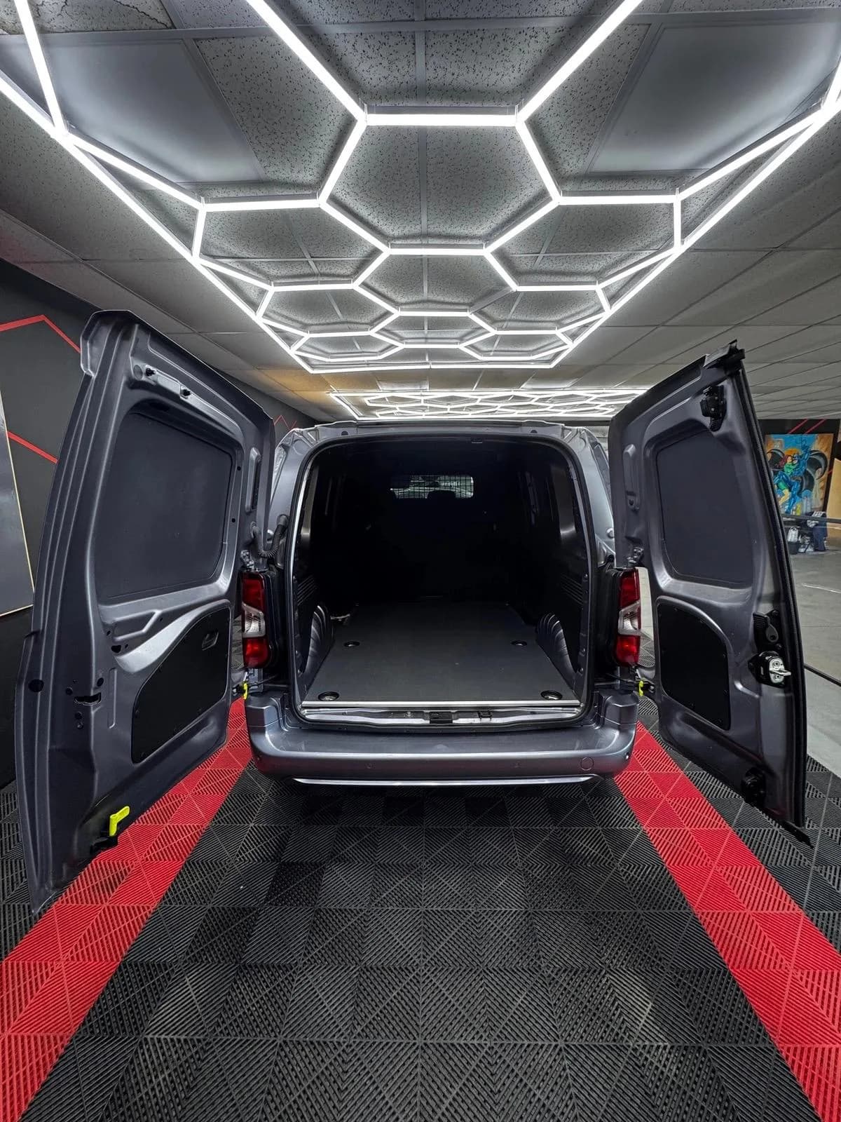 Toyota Pro Ace City Verso