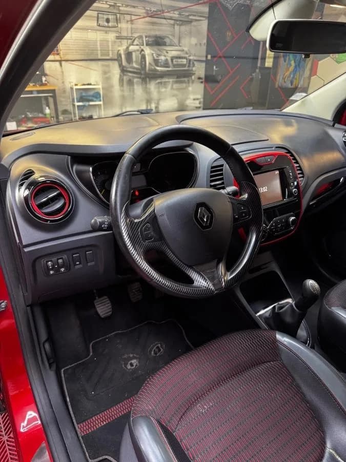 RENAULT Captur